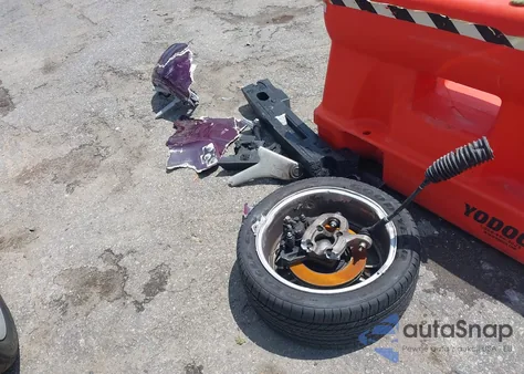 1999 Plymouth Prowler из США, поврежденный, VIN 1P3EW65G5XV500360